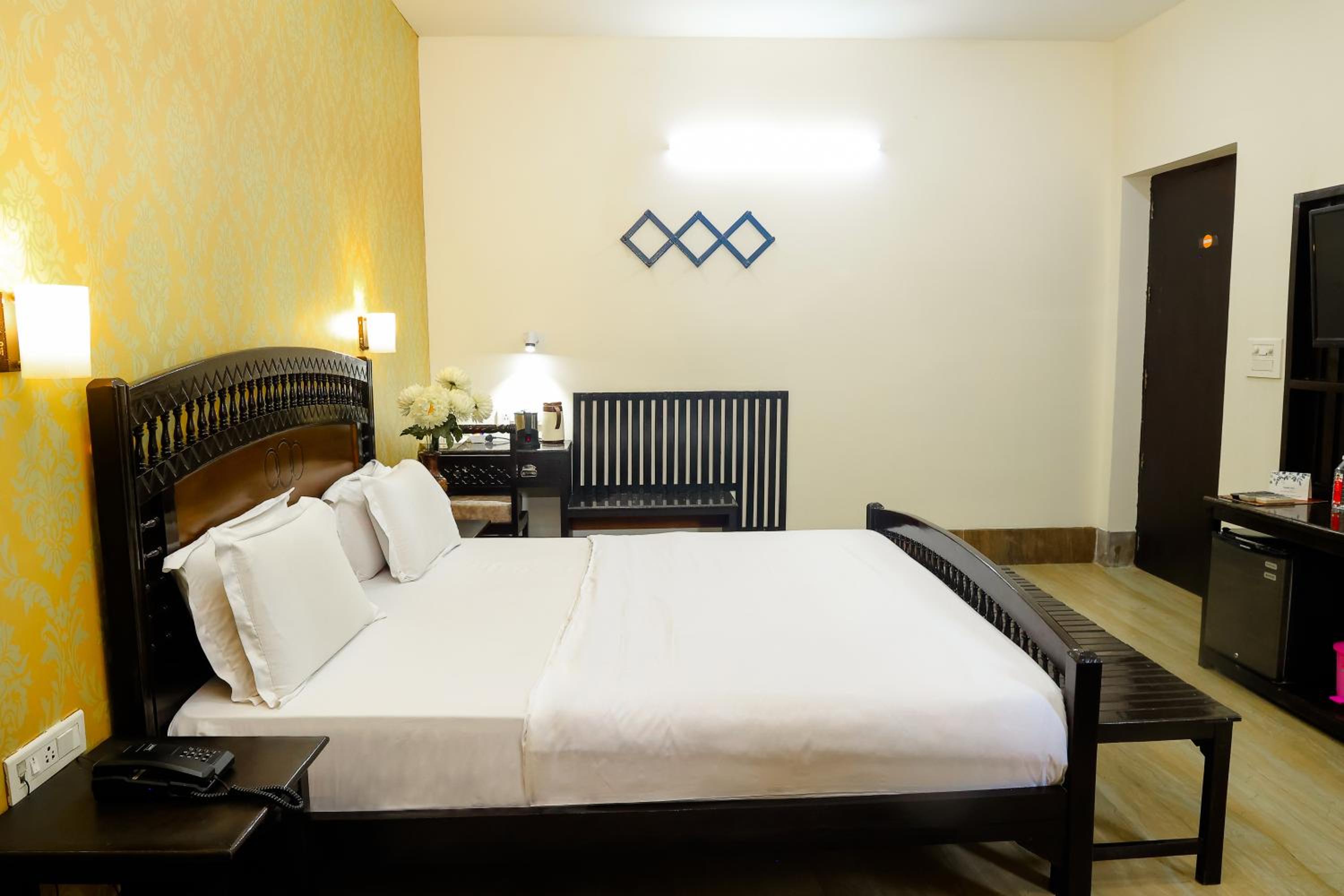 Pearl of Taj Home Stay