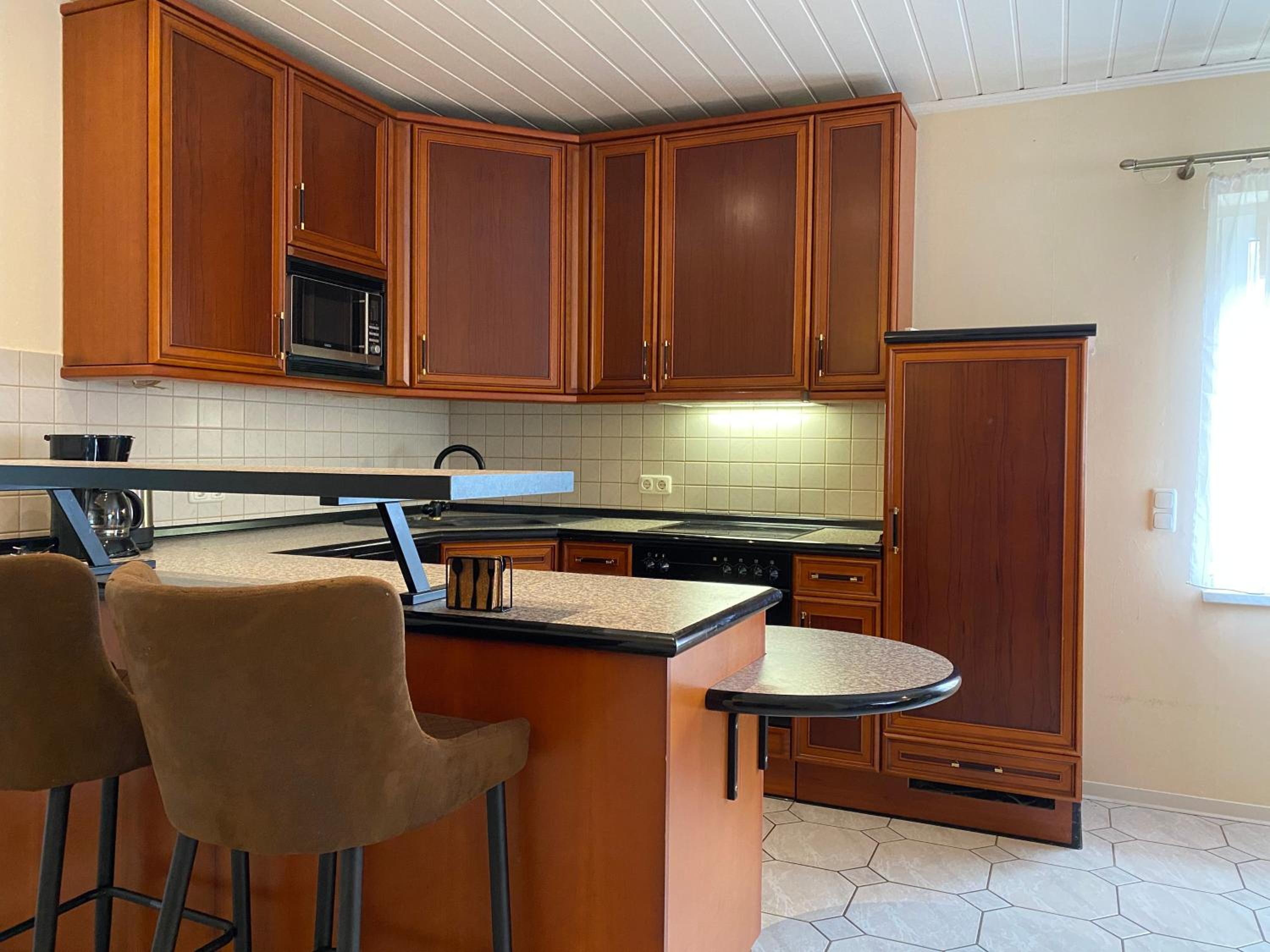 M9 Ferienwohnung mit Balkon am Waldrand im Ostseeland