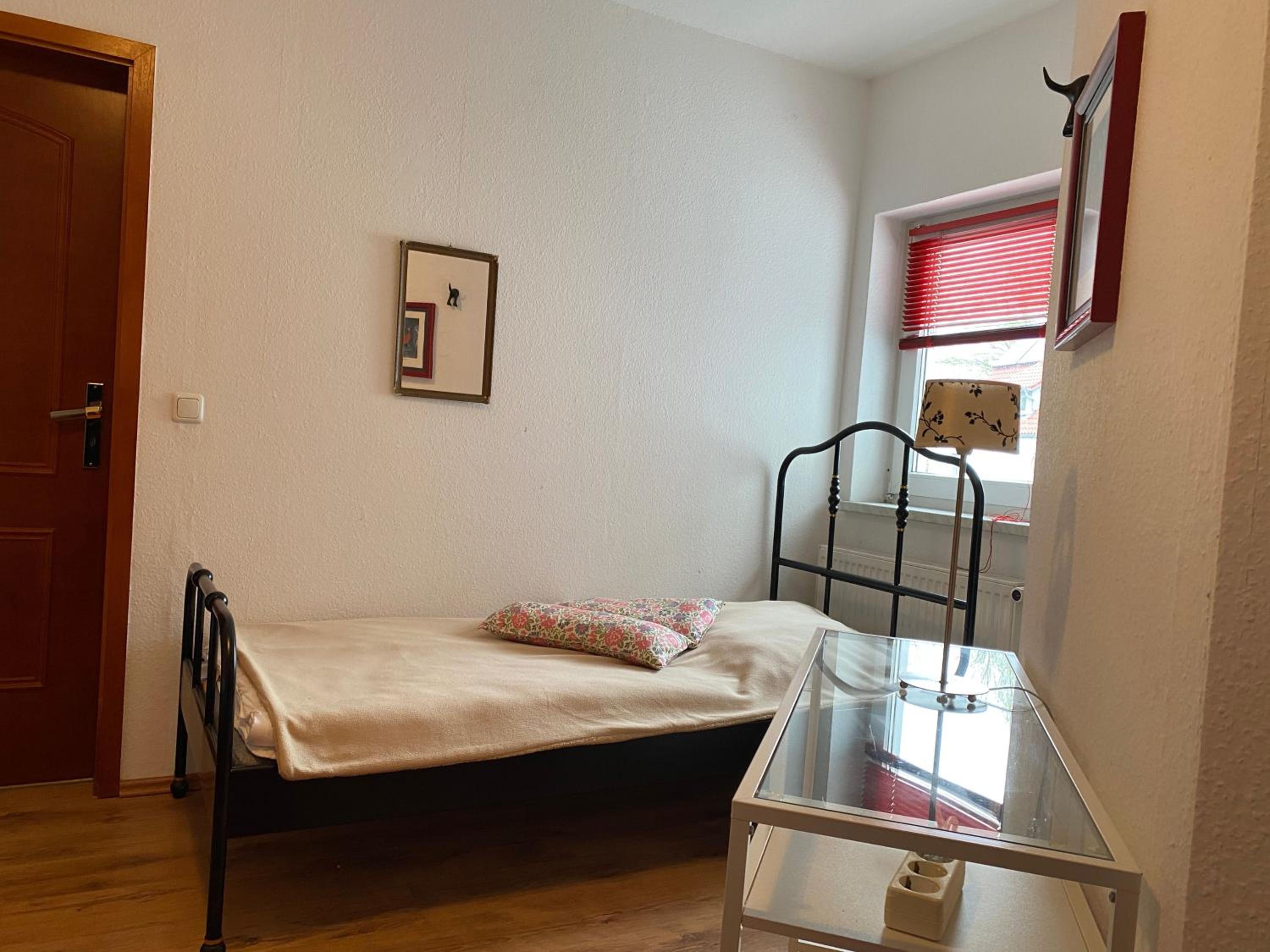 M9 Ferienwohnung mit Balkon am Waldrand im Ostseeland