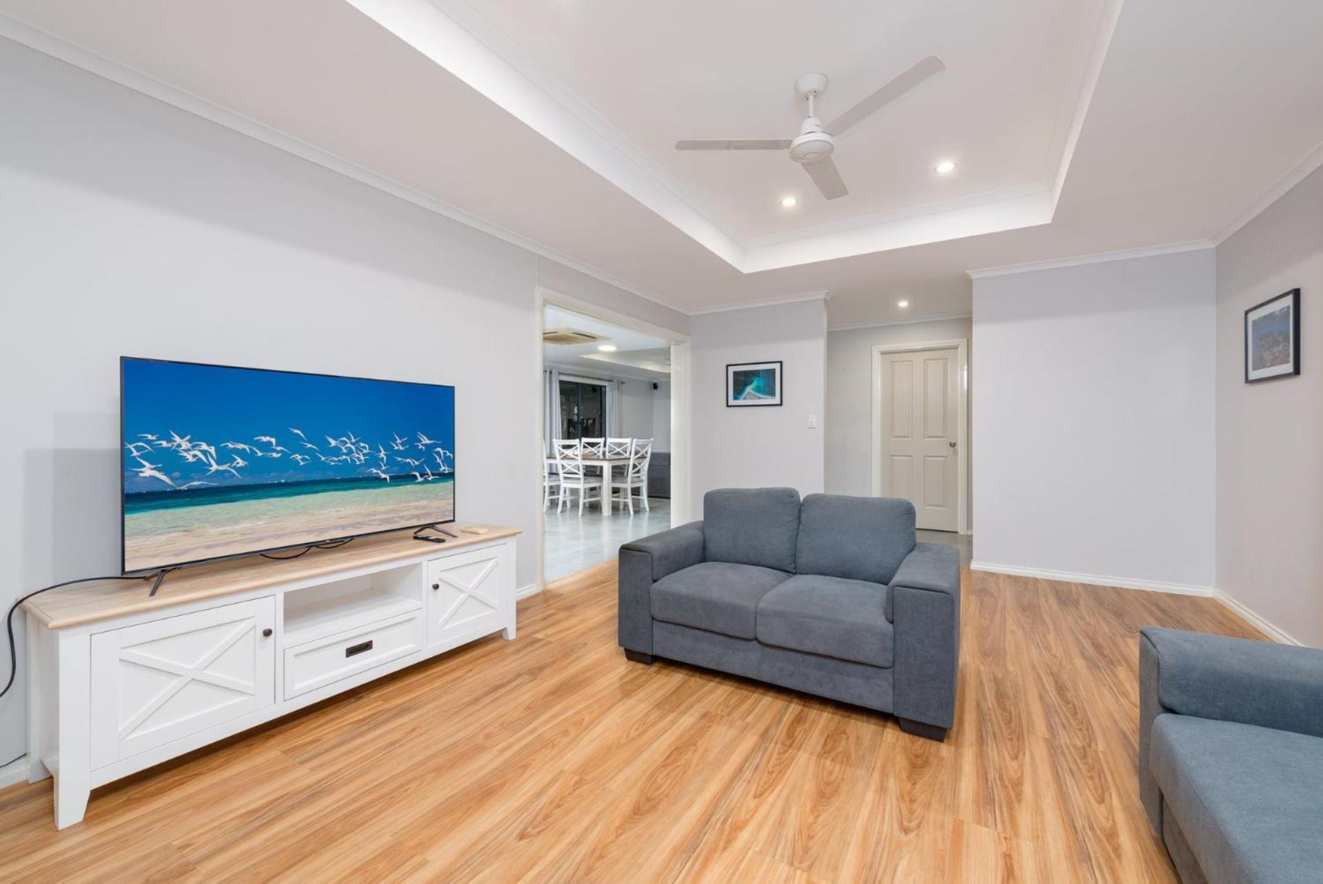 79 Nimitz Street - Pool and Pet Friendly