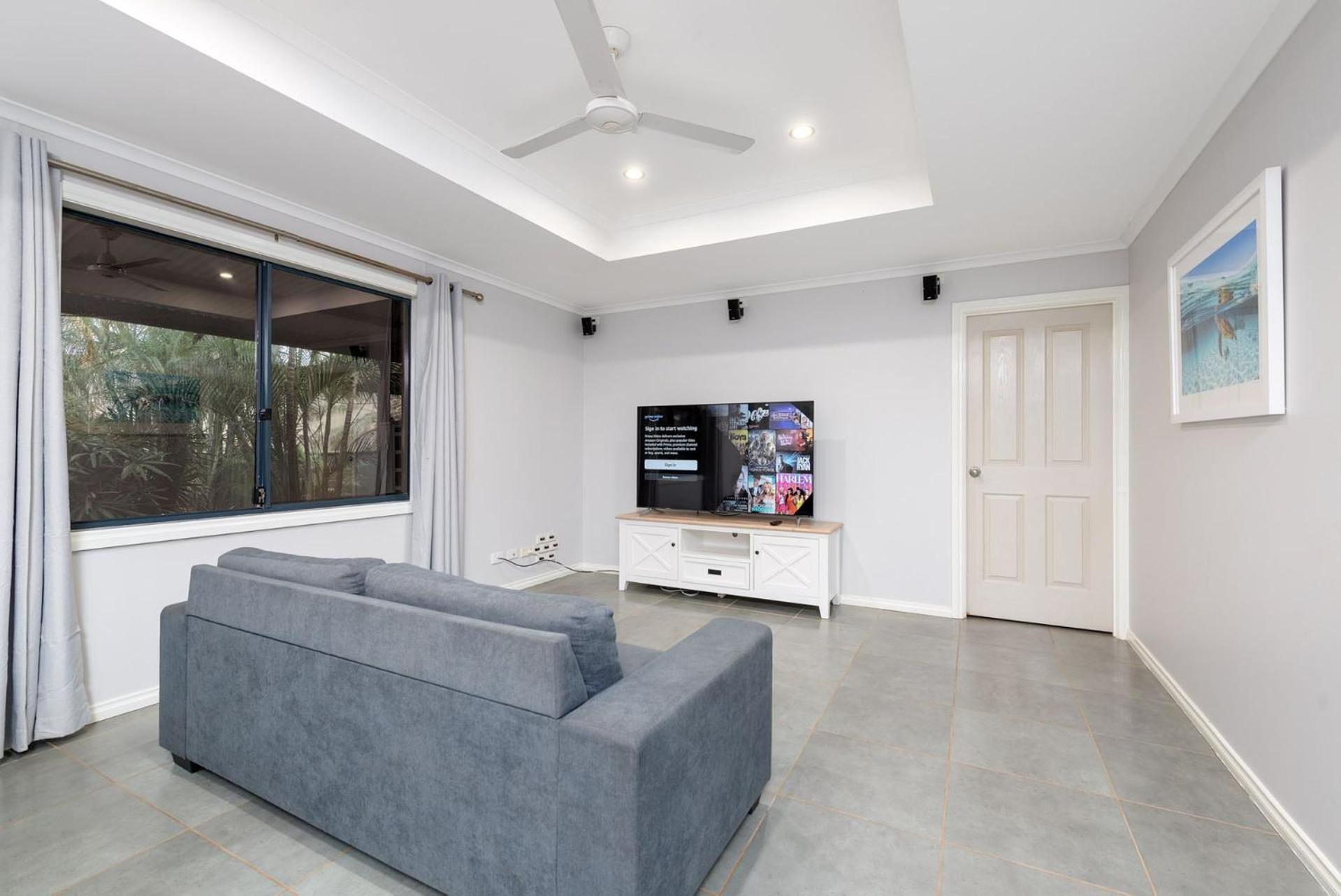 79 Nimitz Street - Pool and Pet Friendly