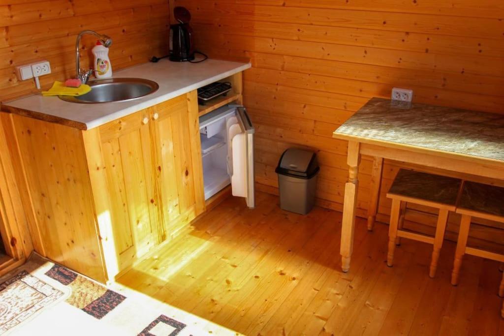 LogInn Cabin 6 Cozy Wooden Cottage in Mestia