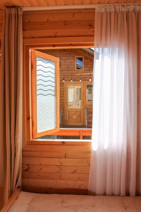 LogInn Cabin 6 Cozy Wooden Cottage in Mestia