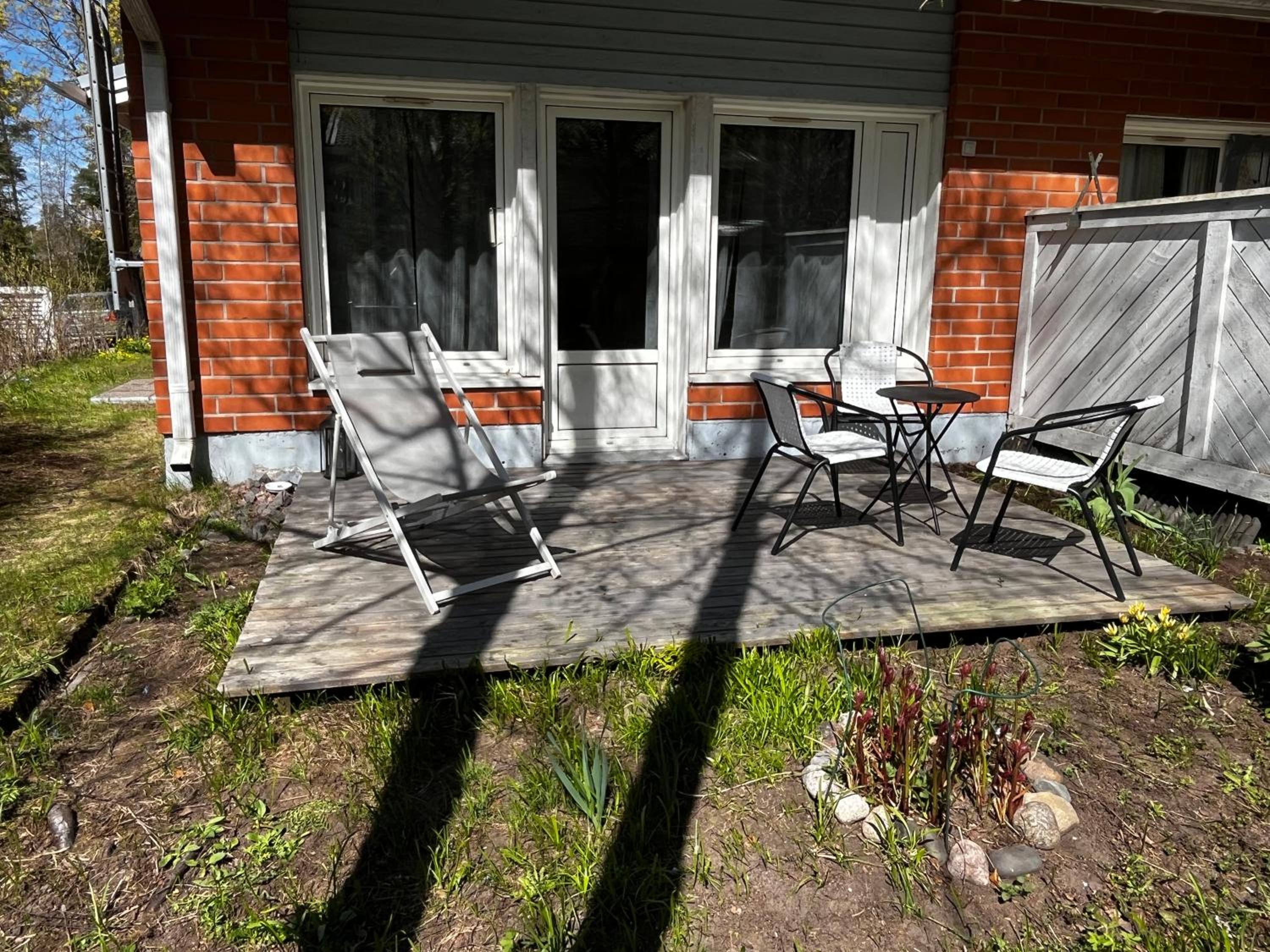 Rauhallinen rivitalon pääty