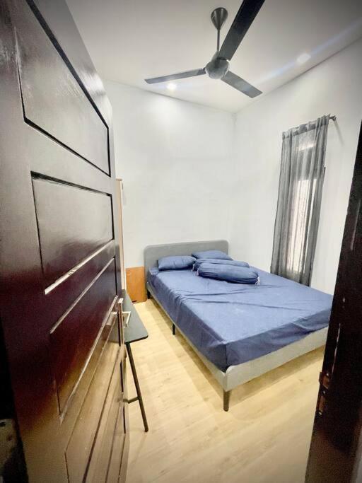 Modern House with 2 Bedrooms view 2
