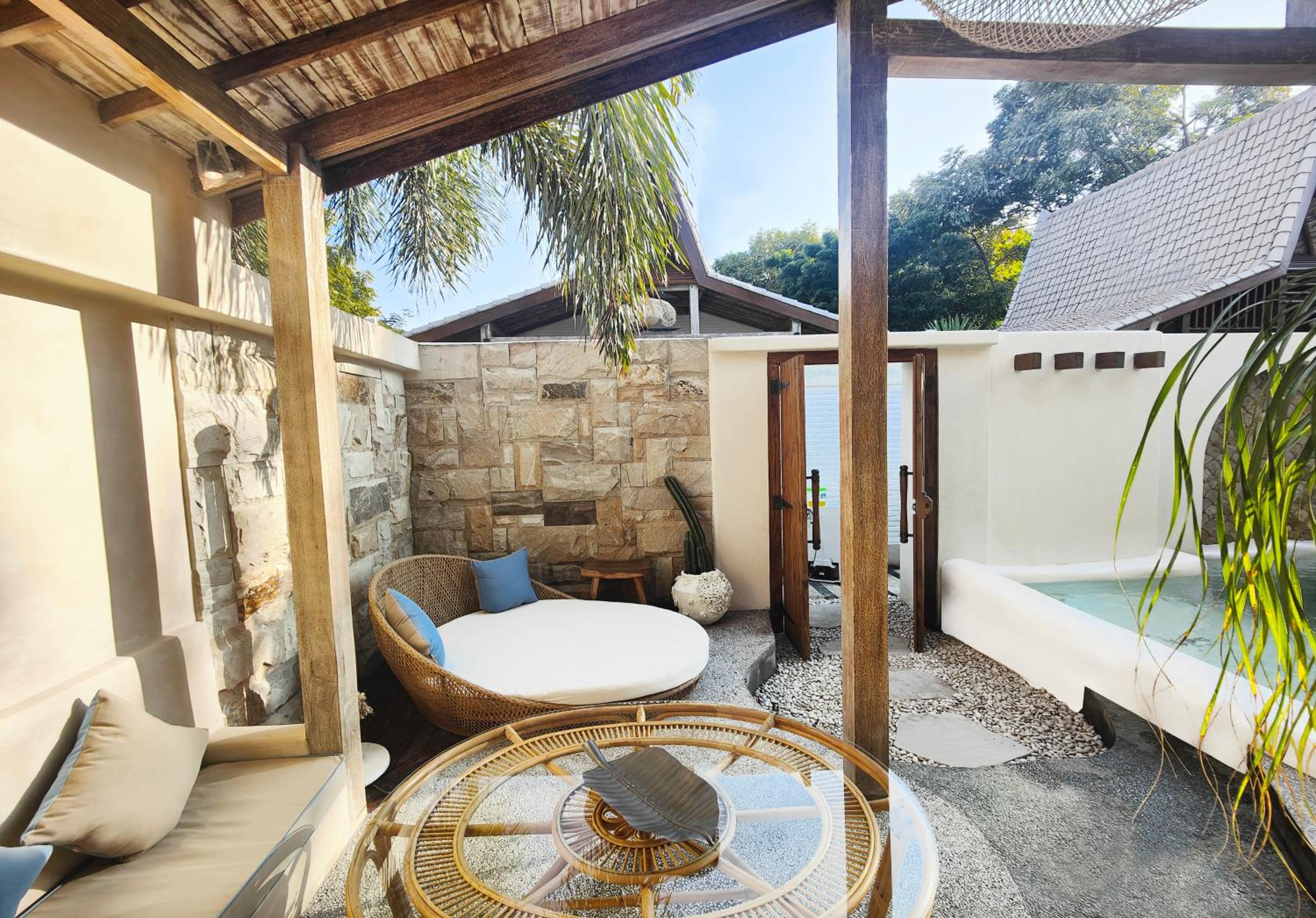 Kaleydo Villas
