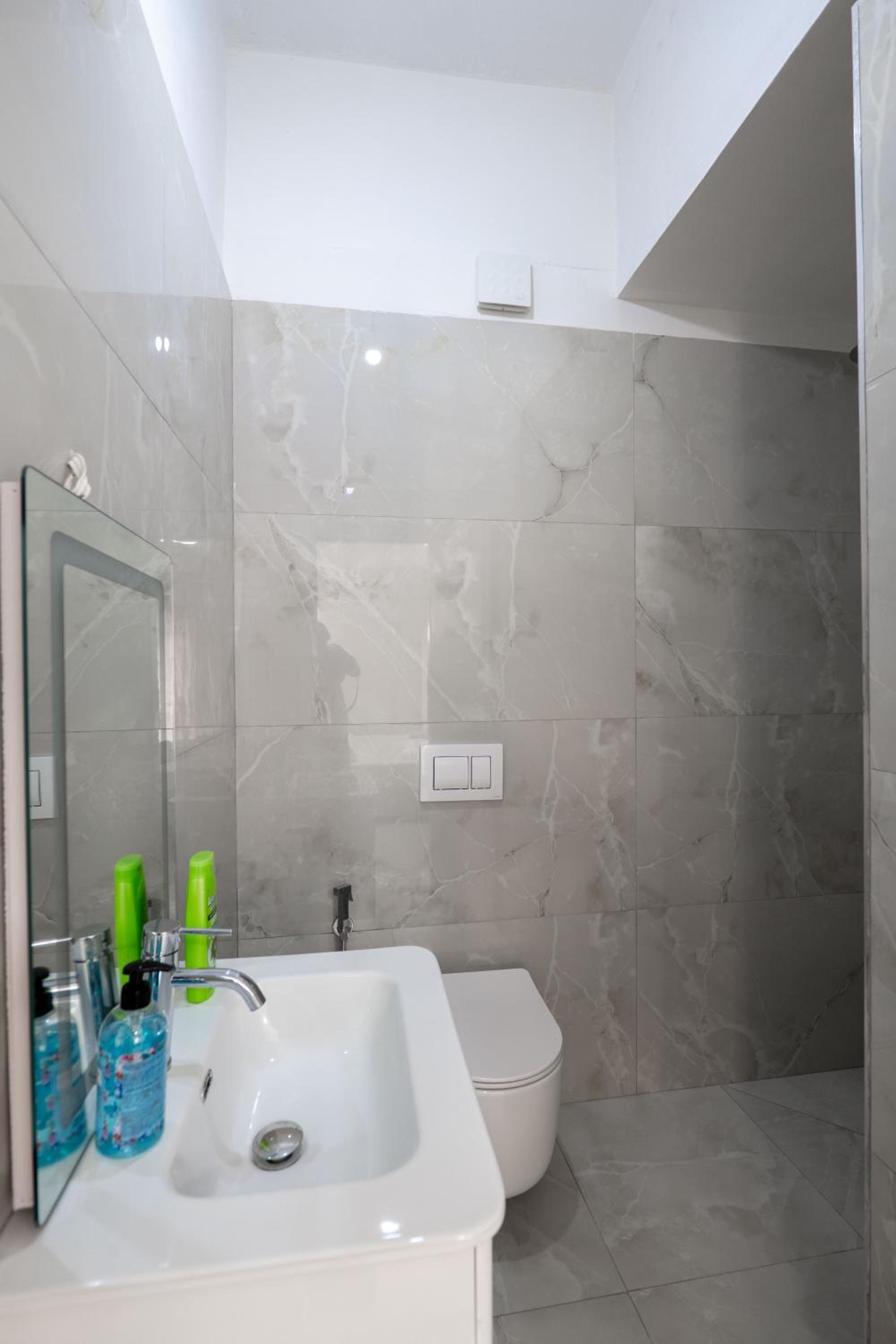 Albdea Apartment & Rooms