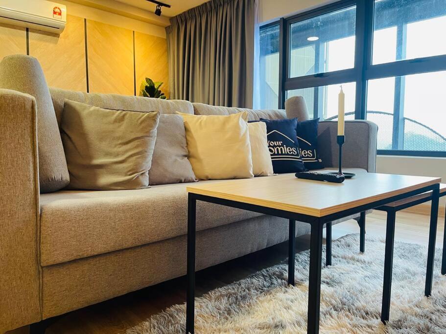 Arte Cheras Duplex by DeUrban