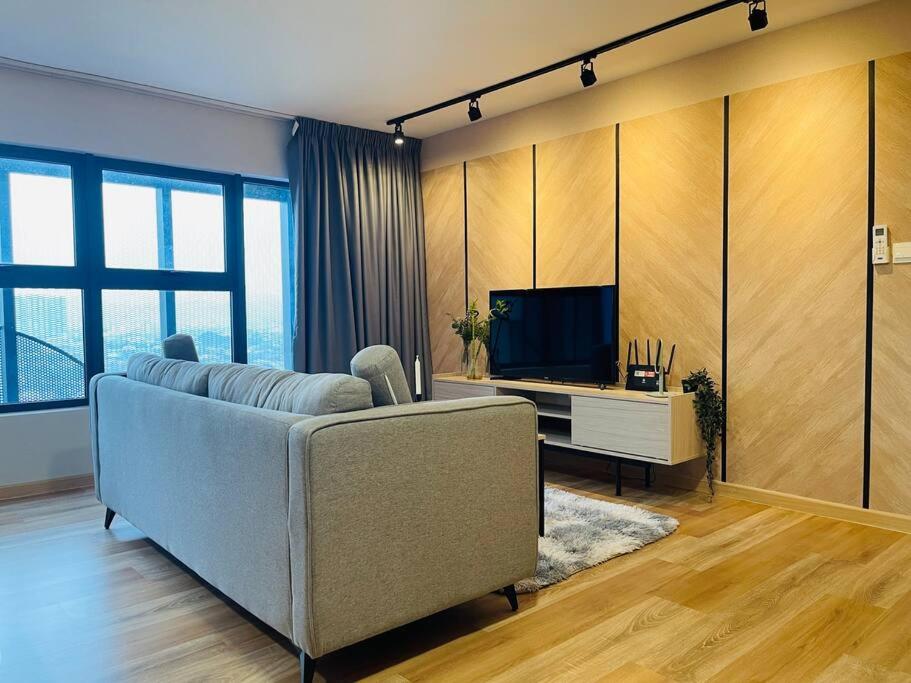 Arte Cheras Duplex by DeUrban