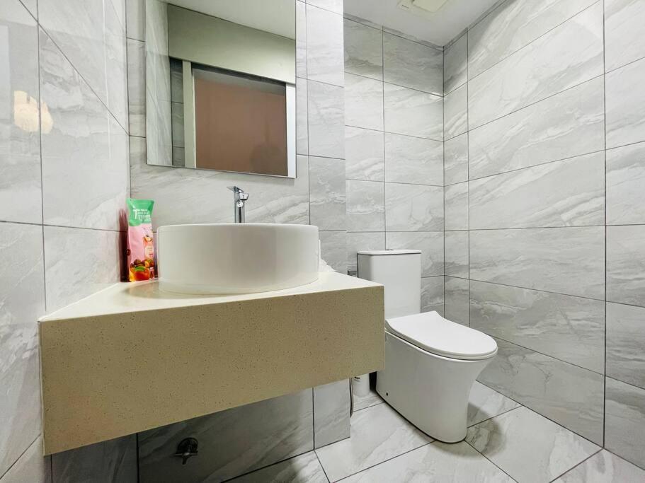 Arte Cheras Duplex by DeUrban