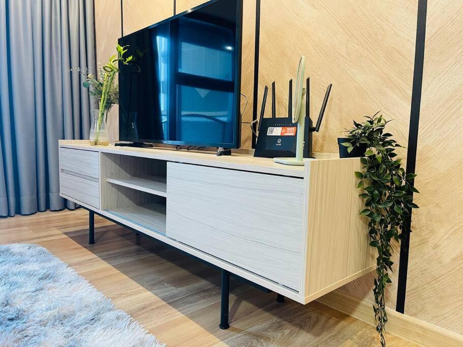 Arte Cheras Duplex by DeUrban
