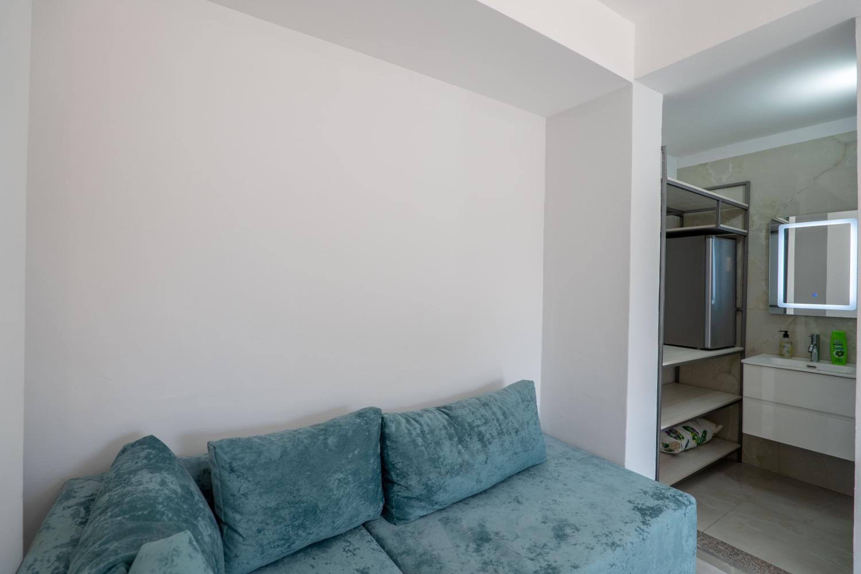Albdea Apartment & Rooms