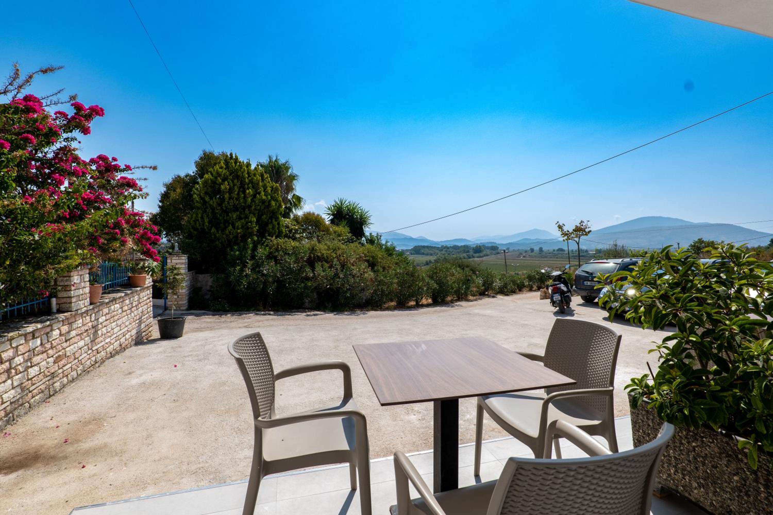 Albdea Apartment & Rooms