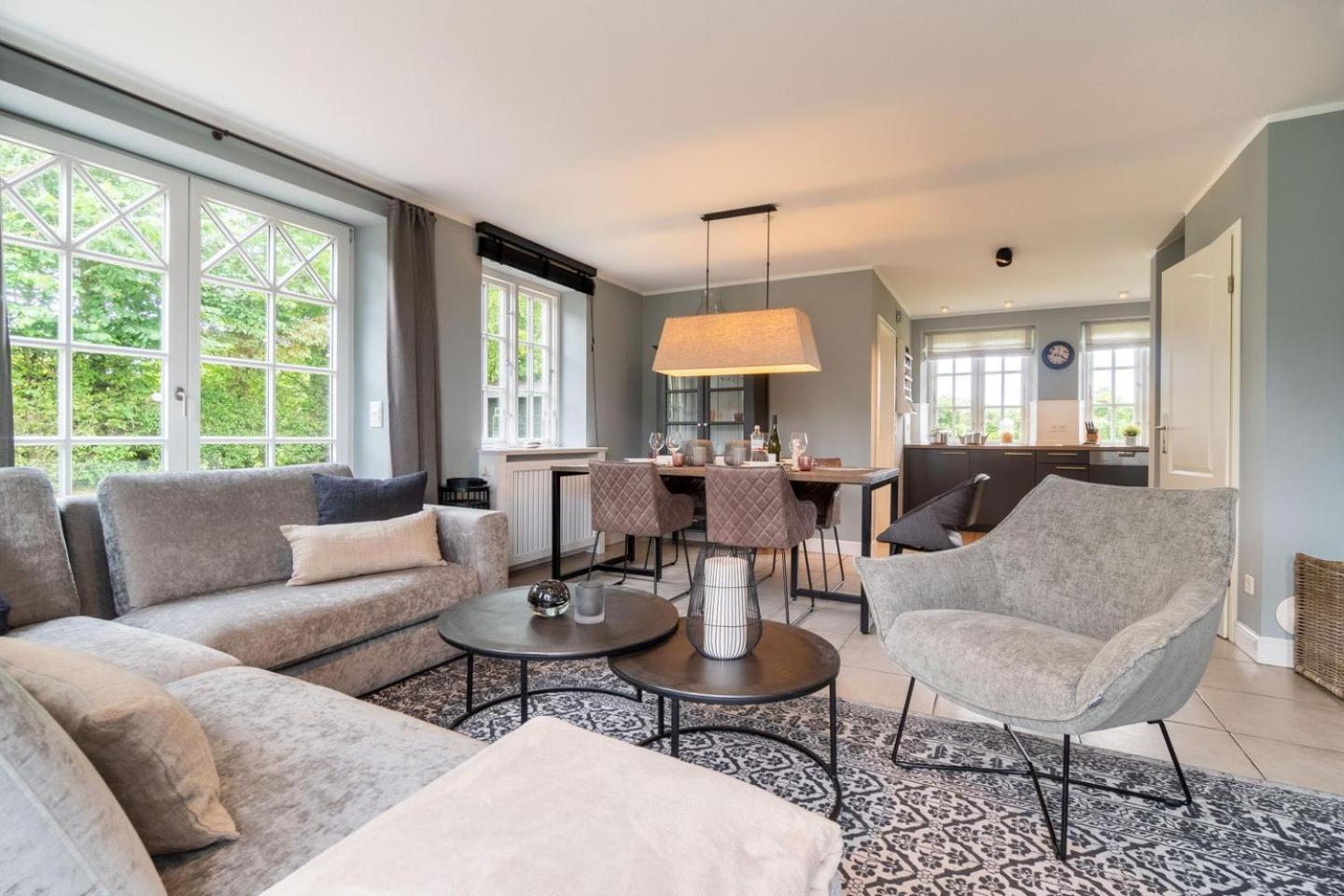 Seesucht-Föhr - Moderne Reet-Haushälfte mit Sauna, Garten & Terrasse nahe Wattenmeer