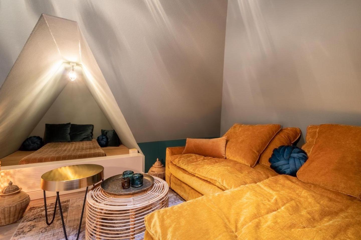 Seesucht-Föhr - Moderne Reet-Haushälfte mit Sauna, Garten & Terrasse nahe Wattenmeer