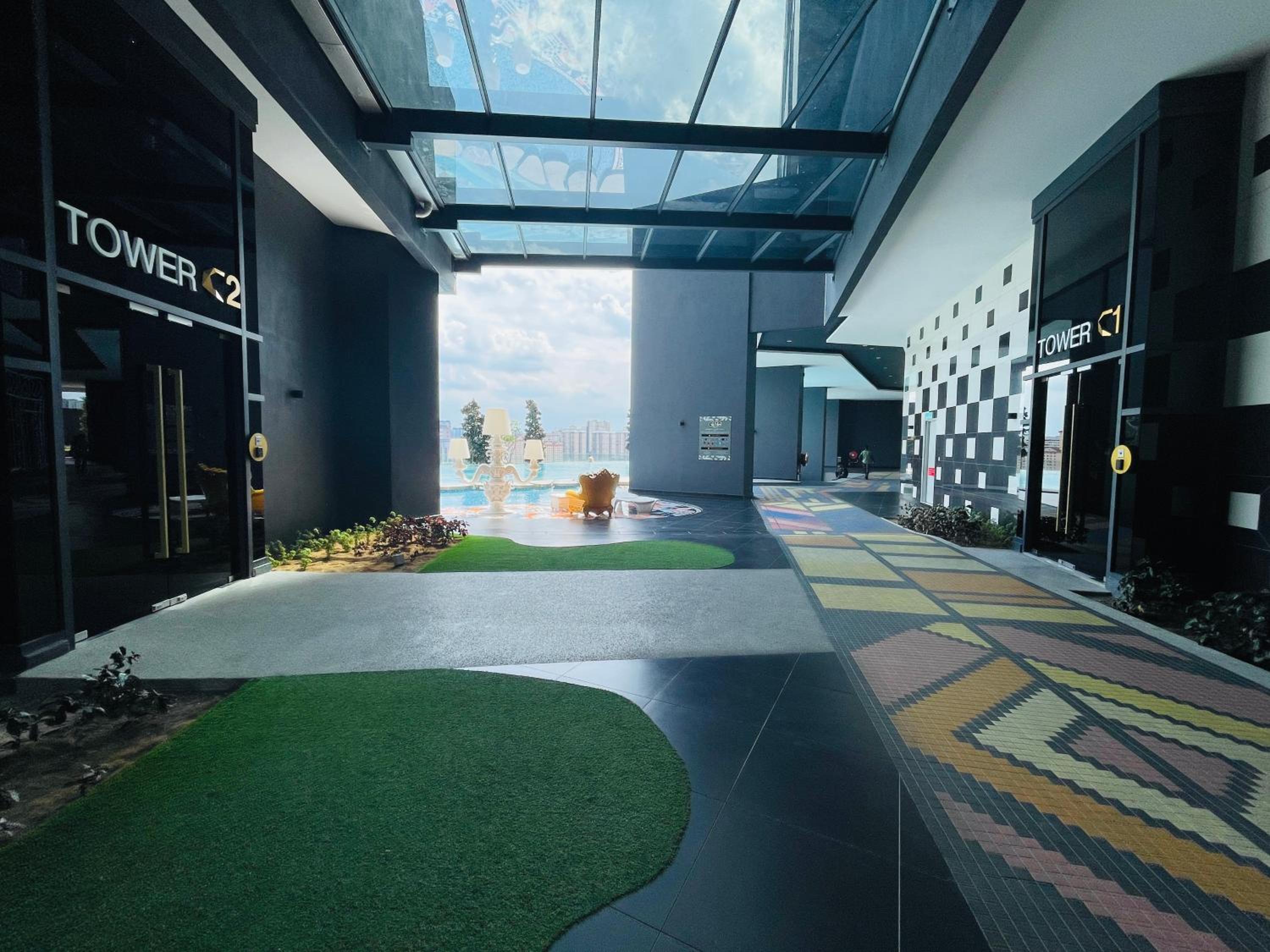 Arte Cheras Duplex by DeUrban