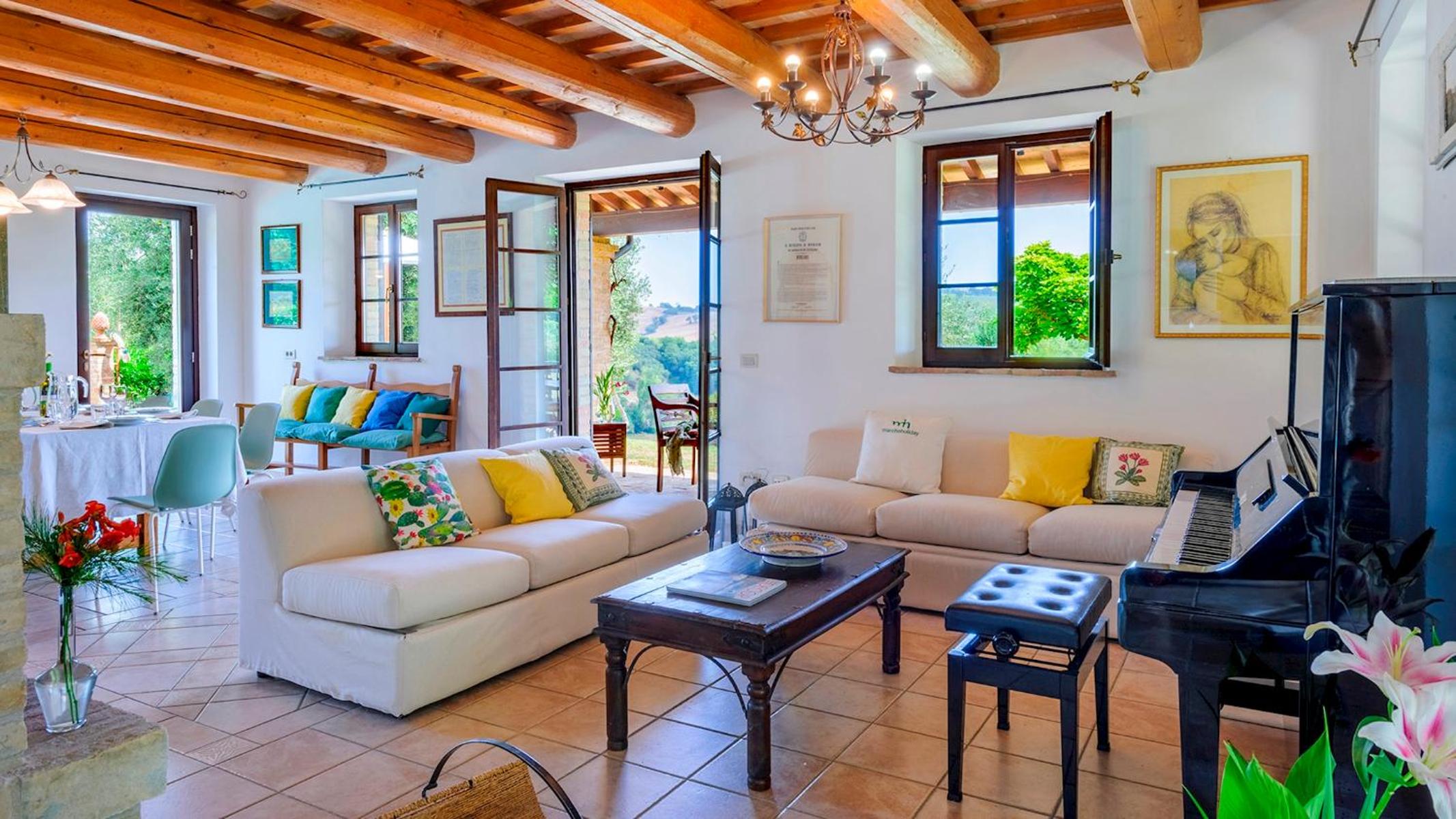 LA GIROLIMA 6&2, Emma Villas