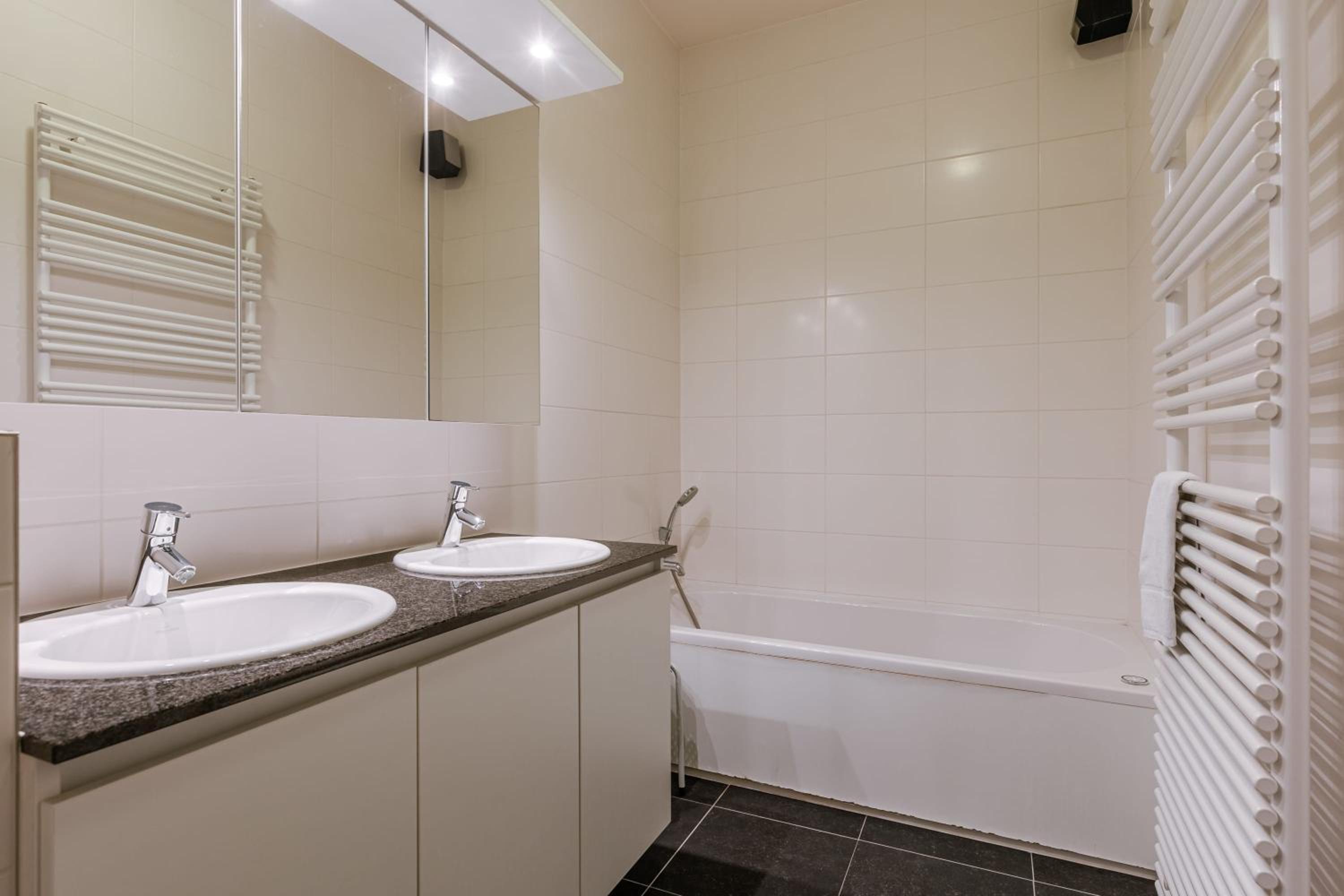 Spacious apartment near the beach in De Haan