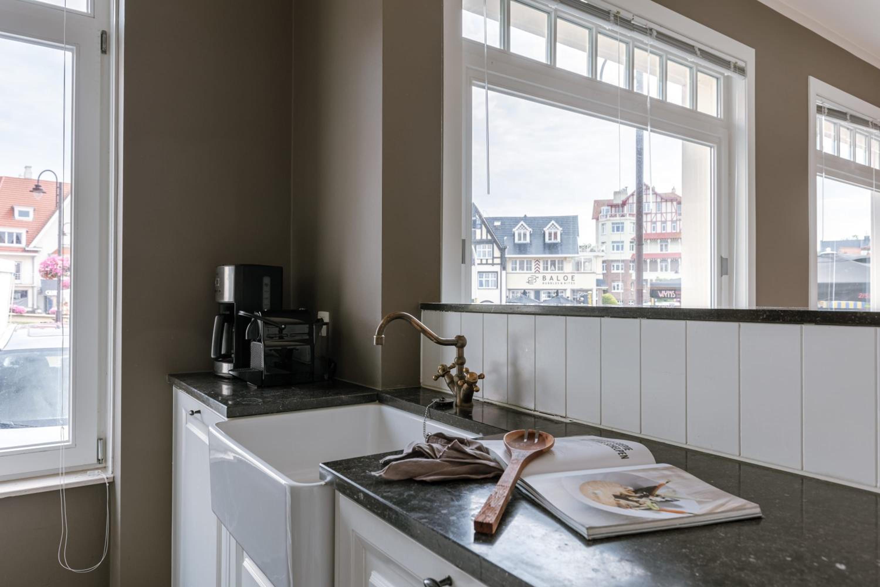 Spacious apartment near the beach in De Haan