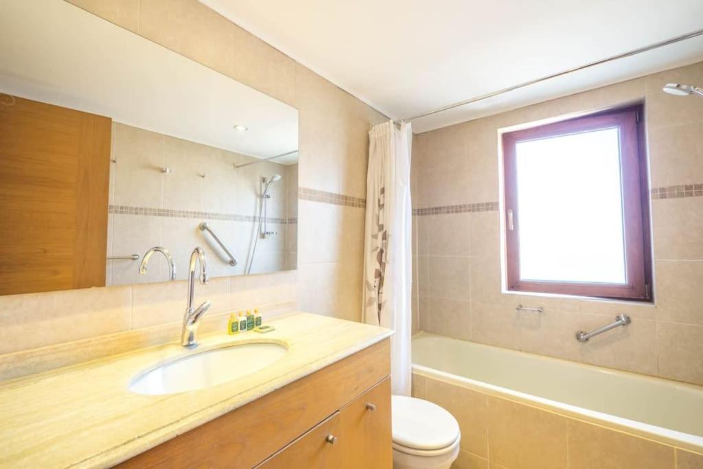 Vitacura Family - Eclectic 3 Bed Apt in Las Condes