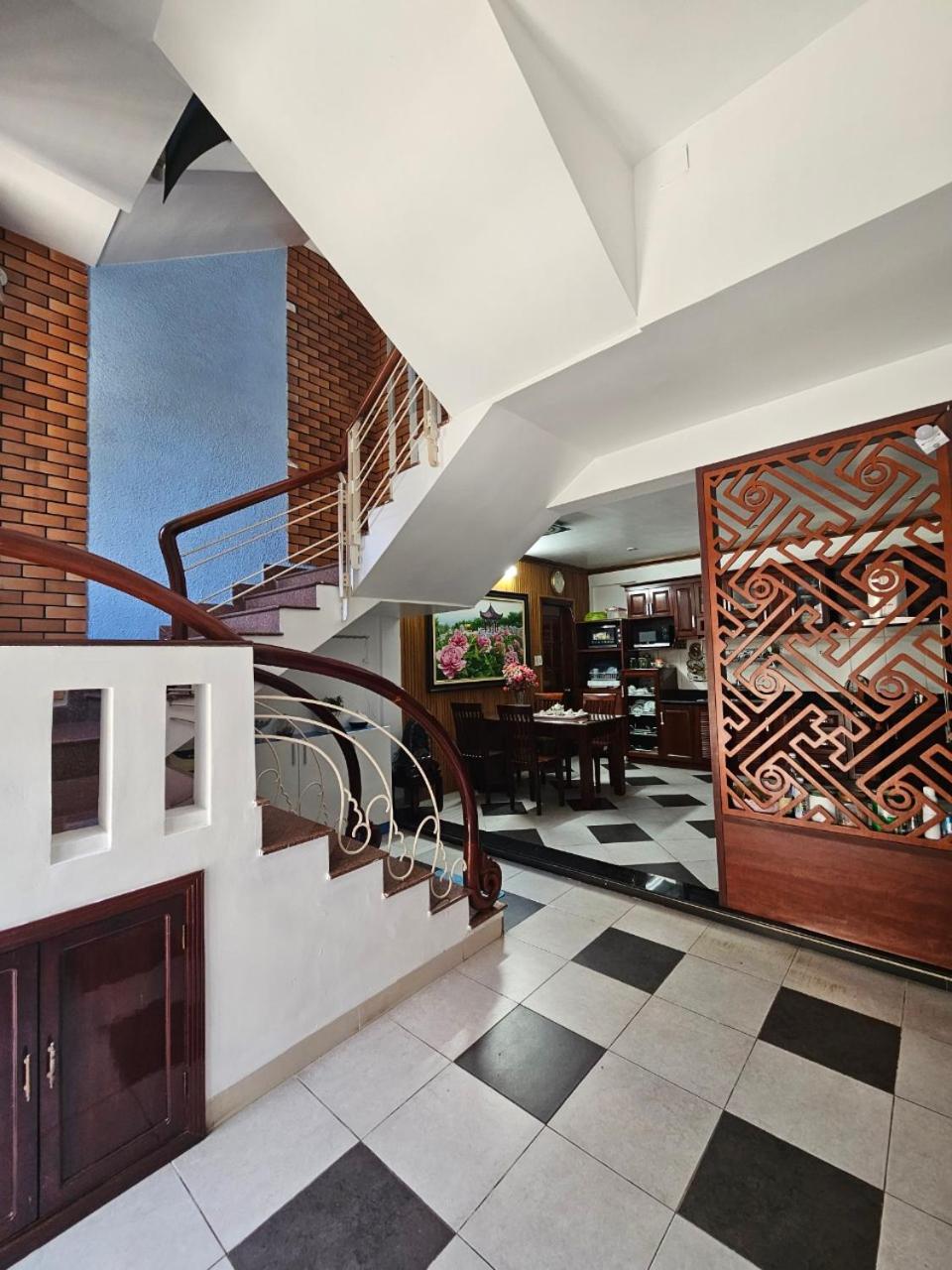 Blossom Homestay - Ha Mai view 3