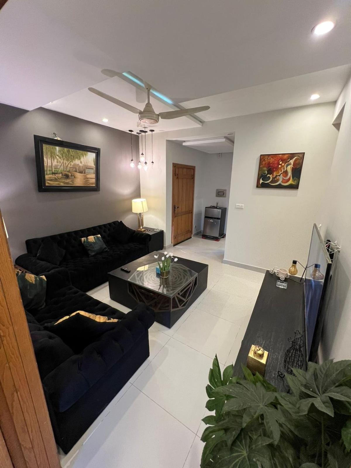 Downtown Lodges Bahria Town Phase 7 Rawalpinidi Islamabad view 5