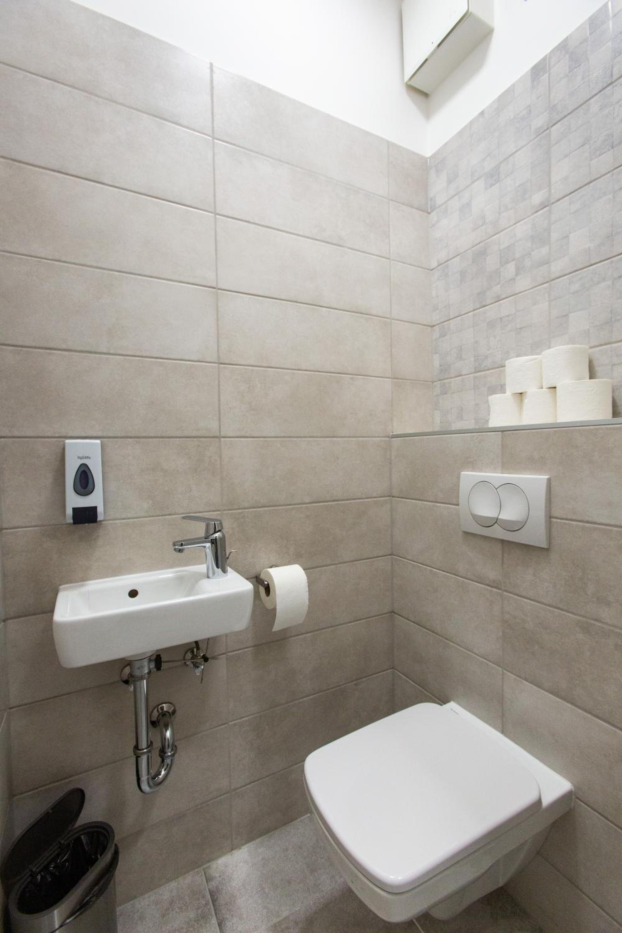 Waterfront Residence Free Private Parking