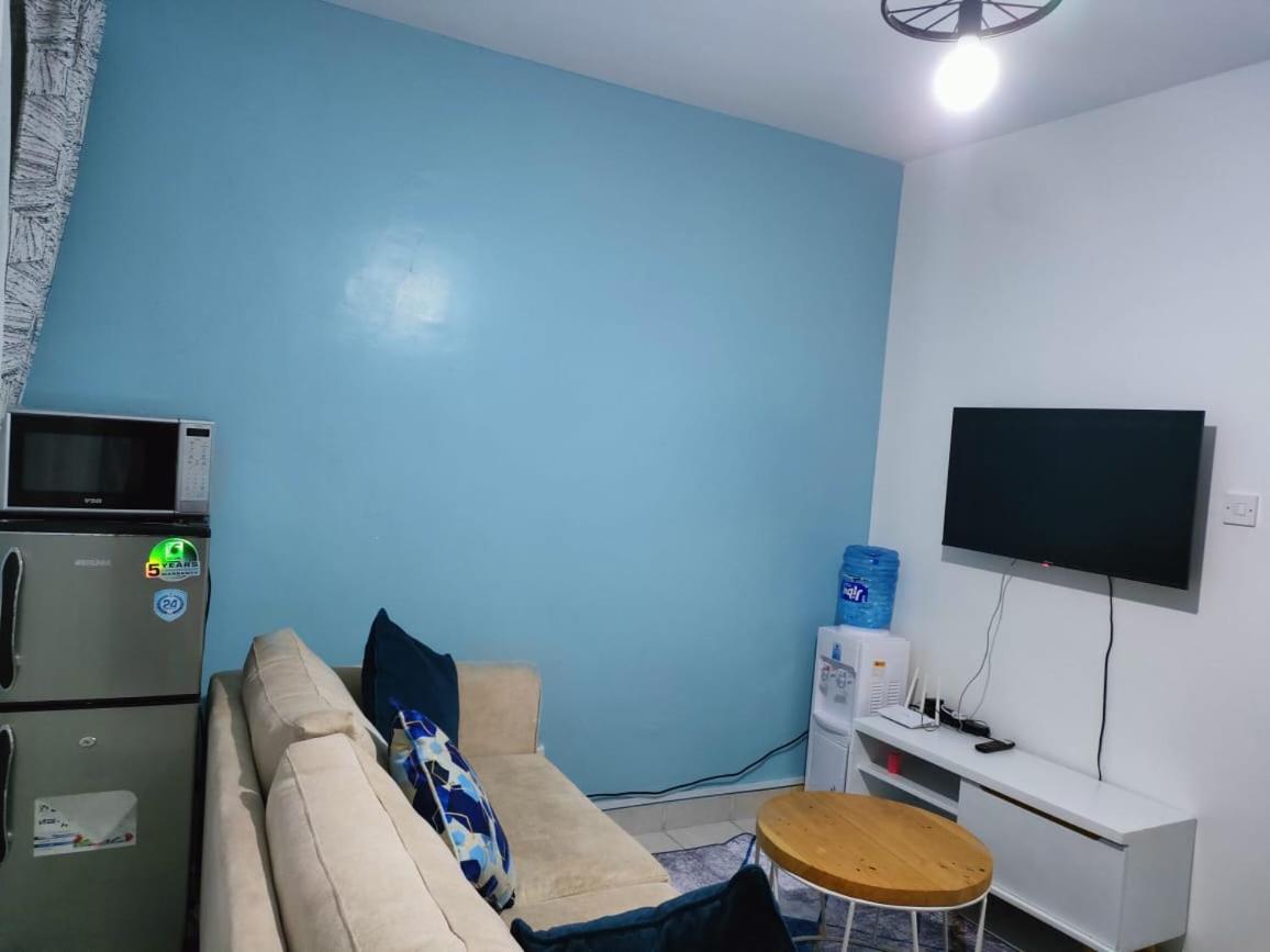 Racecourse Gardens studio Free WiFi & Parking