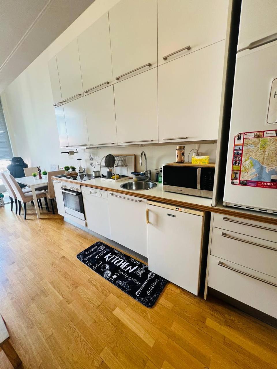 Privet room in shared Apartment, Central Oslo