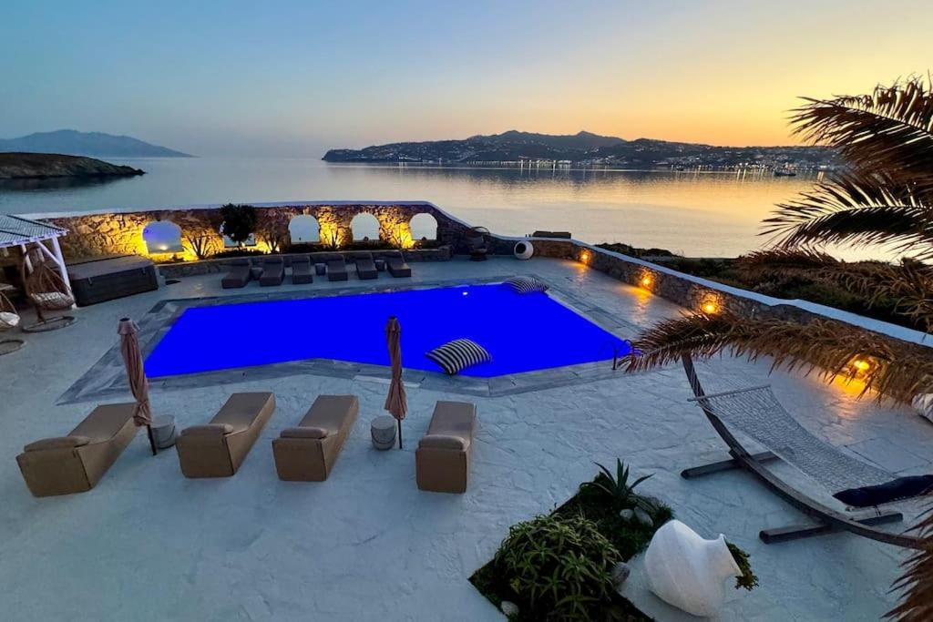 Stay Waterfront - Stunning 5-Bedroom Villa Annita with Incredible Views photo 5