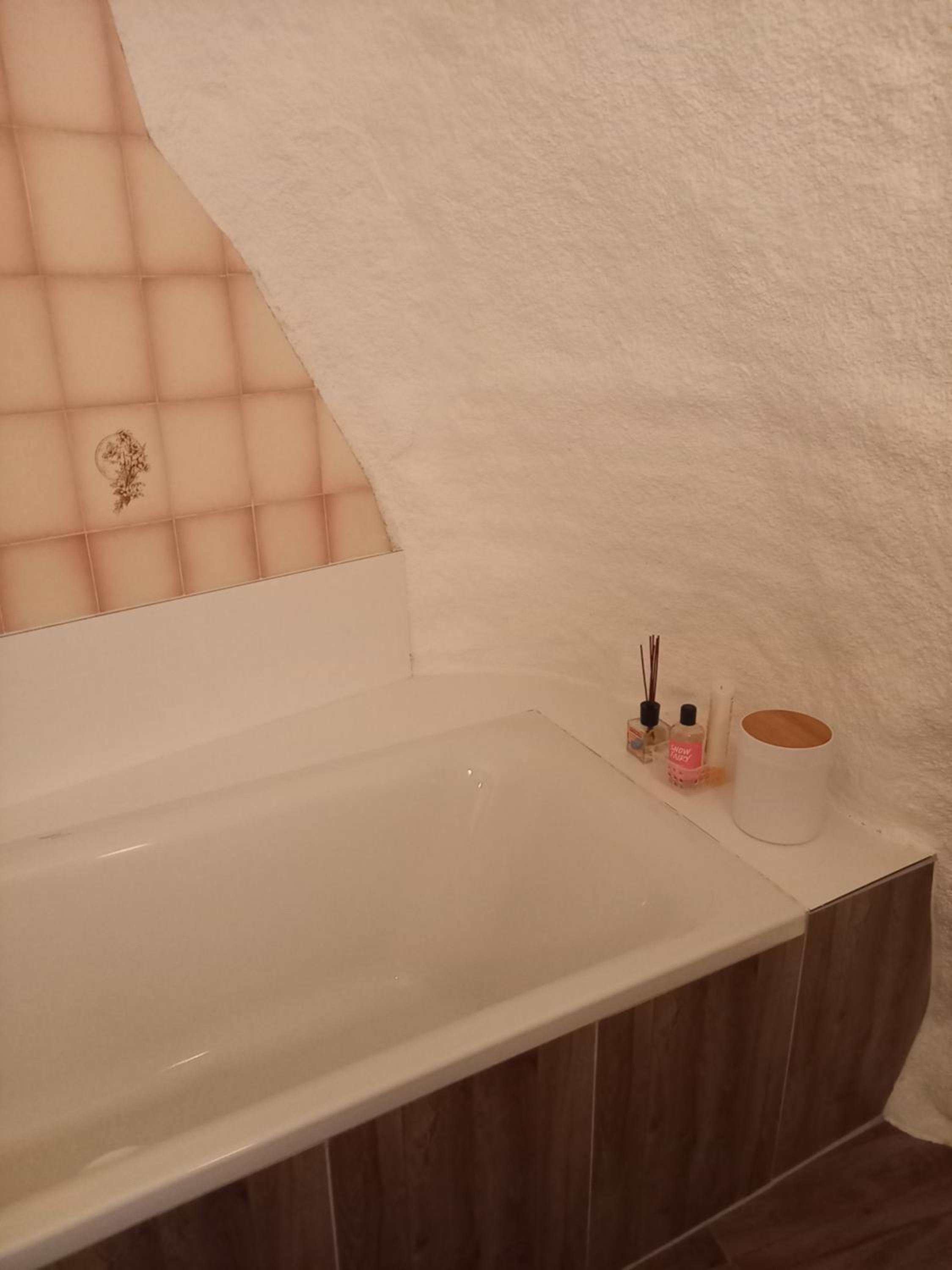 Au pied de la Tour