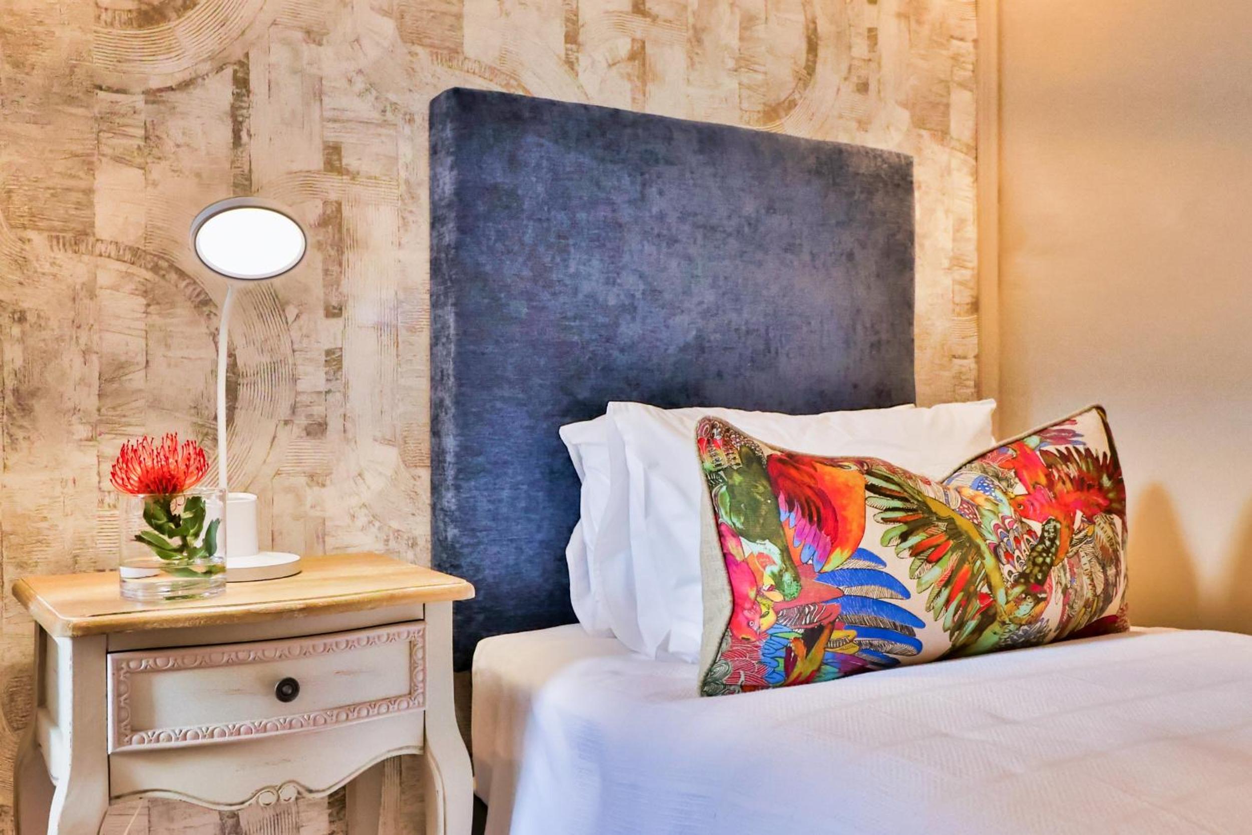 Hermanus Beachfront Lodge