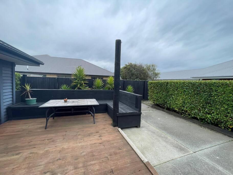 Spacious 4 Bed Family Home view 2