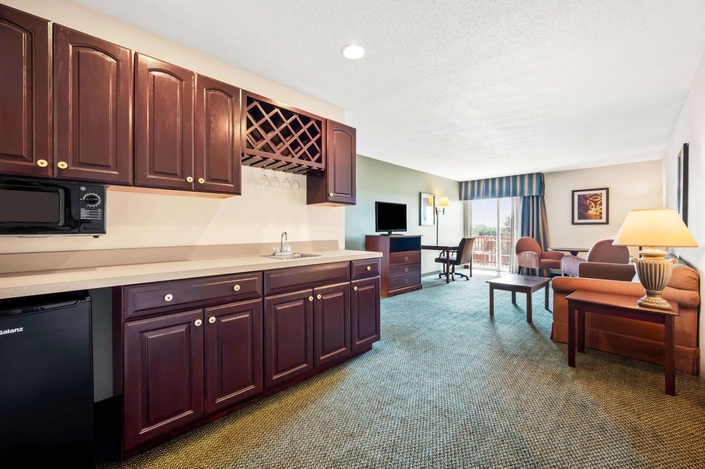 Best Western Annawan Inn