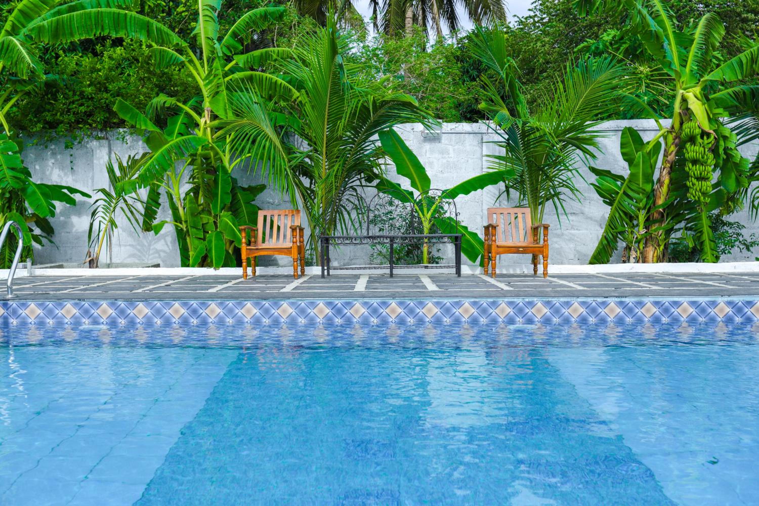 La Piscine Farm House view 4