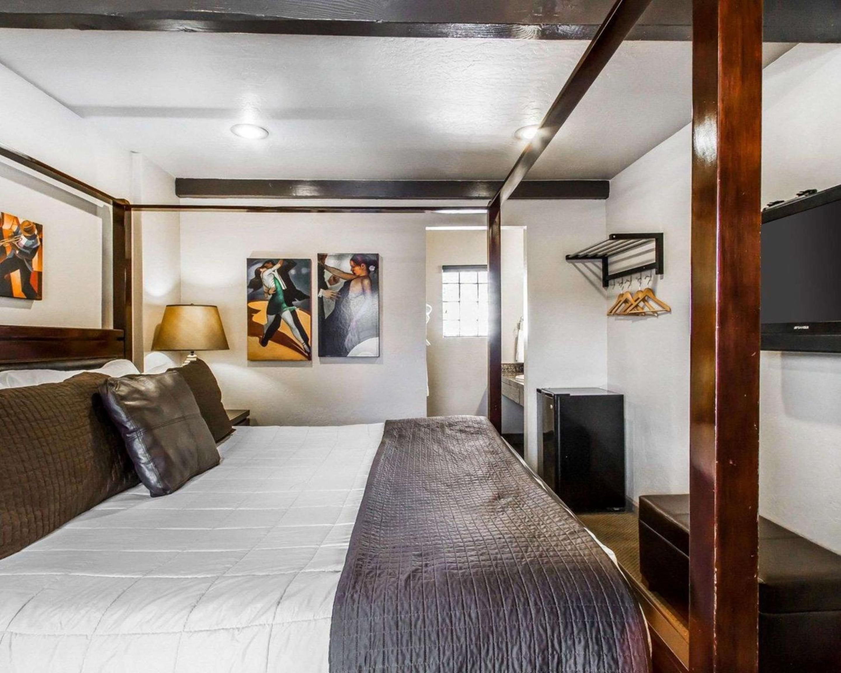 Rodeway Inn & Suites Williams Downtowner-Rte 66