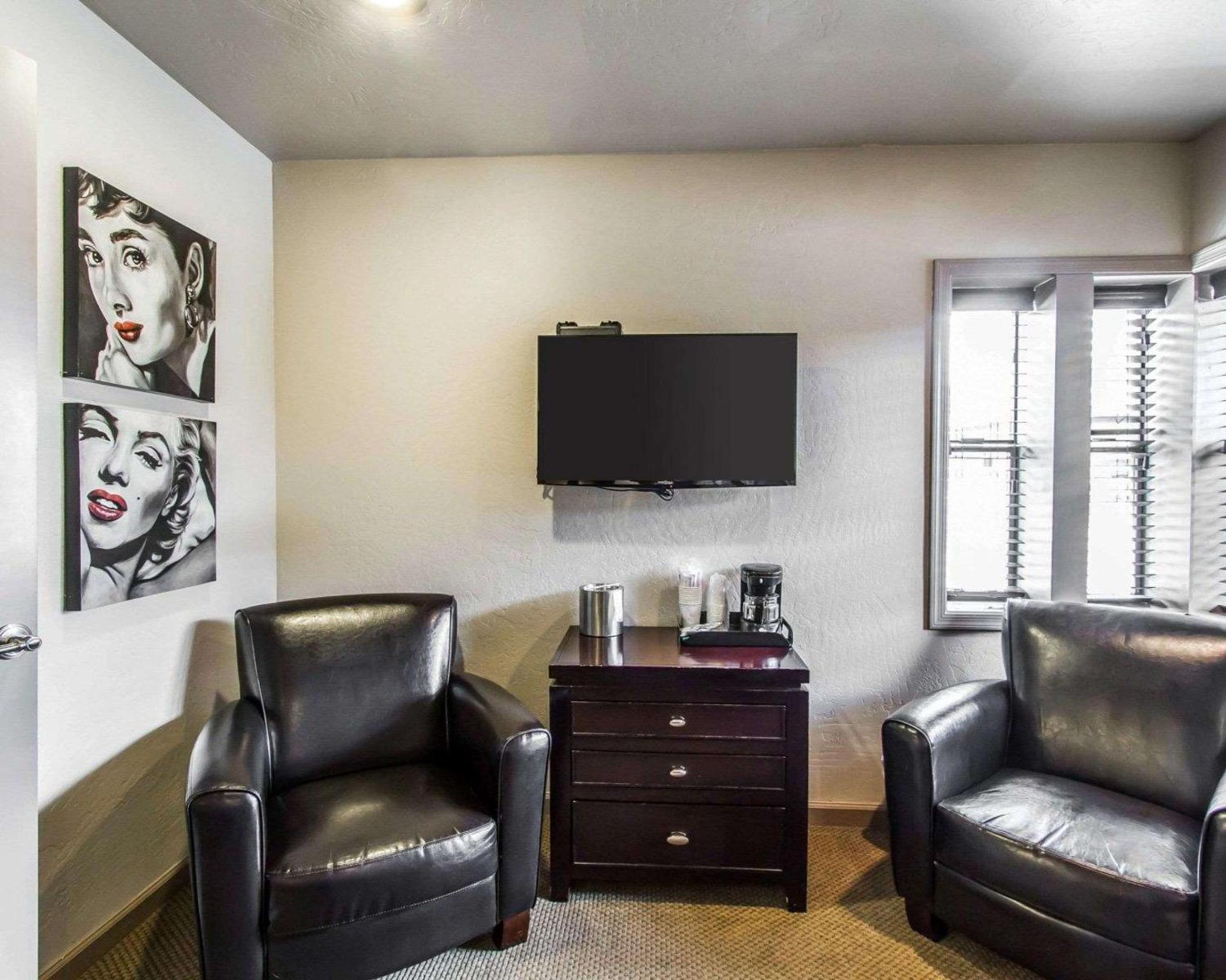 Rodeway Inn & Suites Williams Downtowner-Rte 66