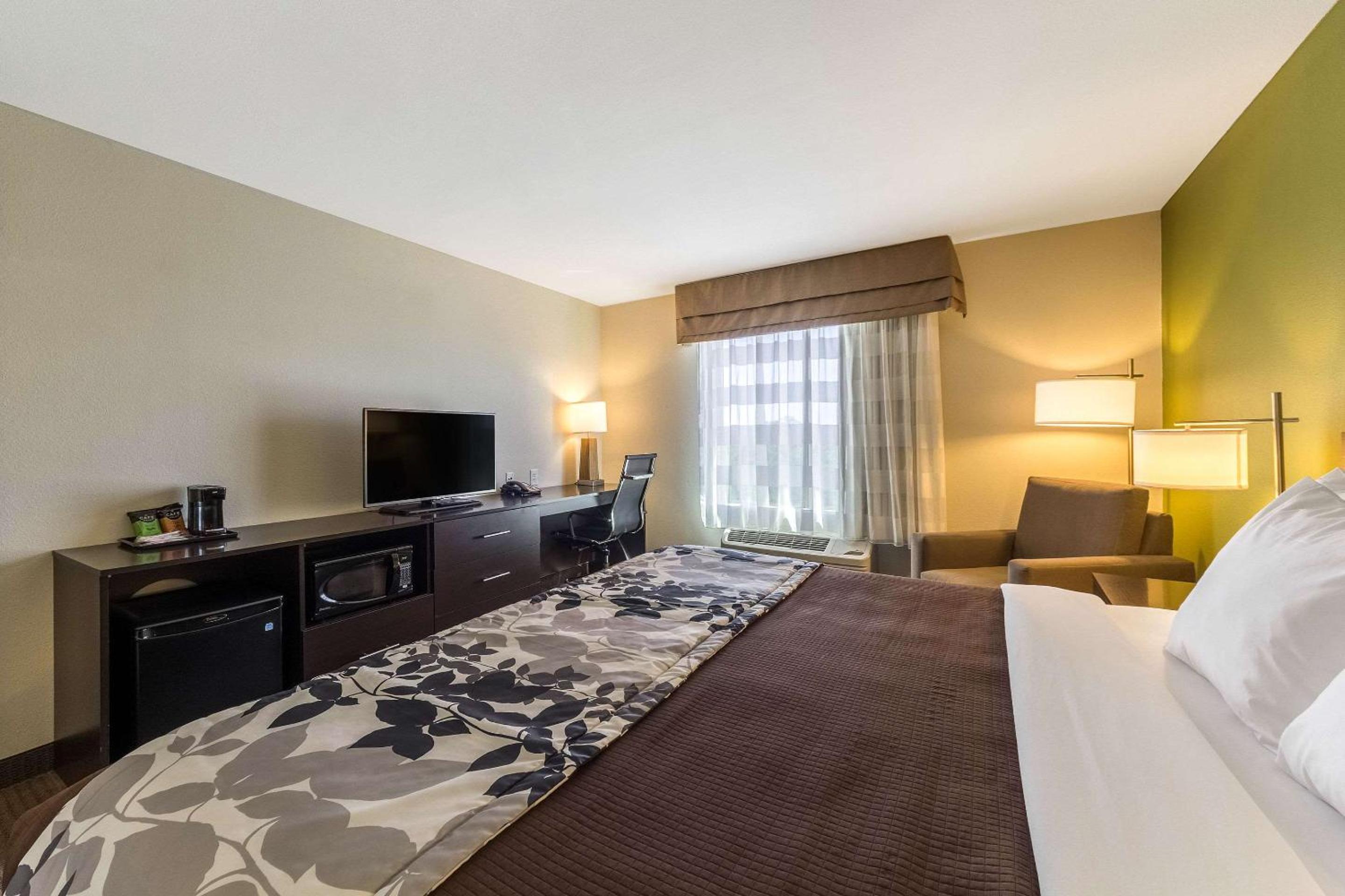 Sleep Inn & Suites Jourdanton-Pleasanton view 5