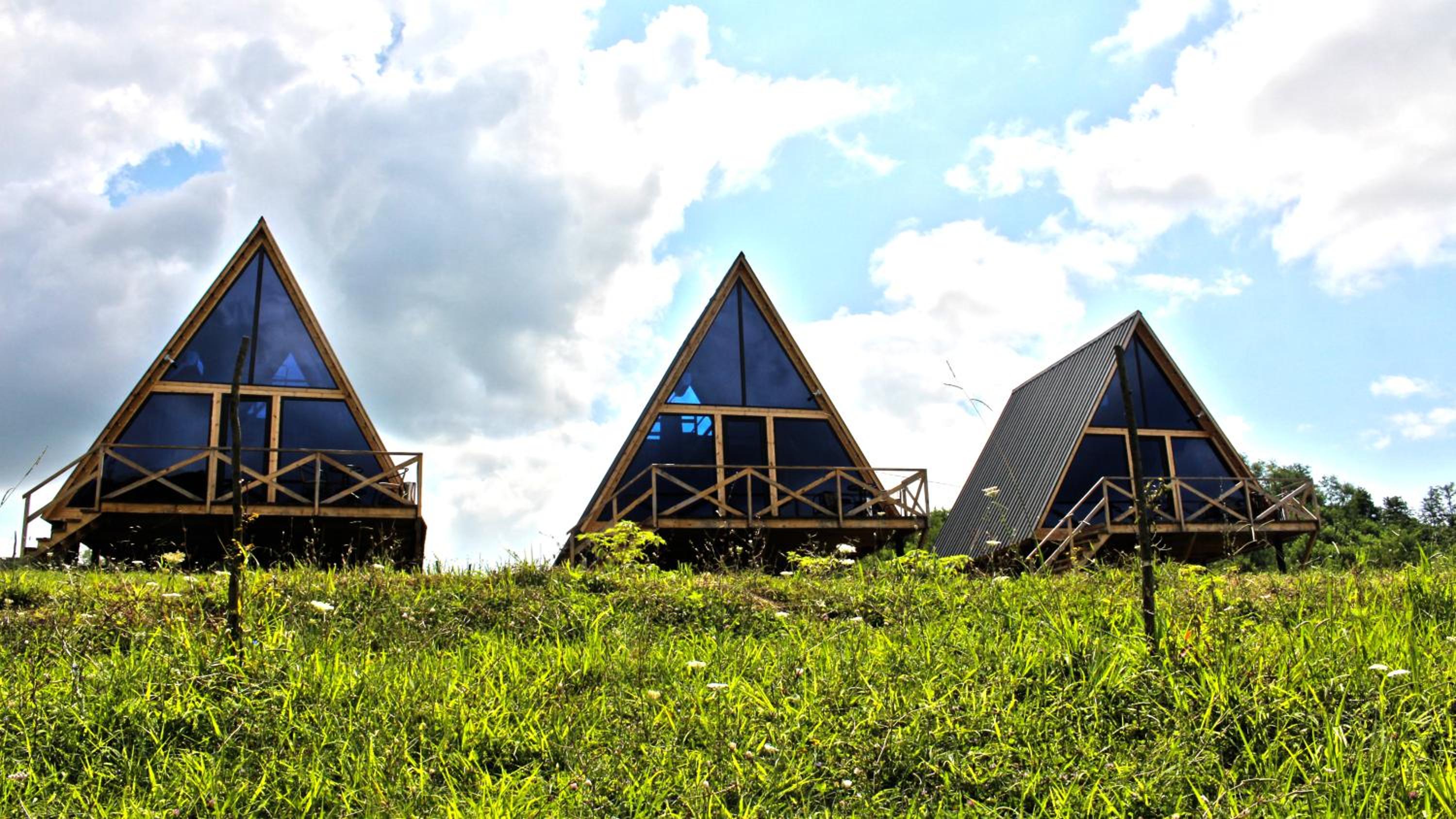Le GaBe Canyon Eco Houses view 2