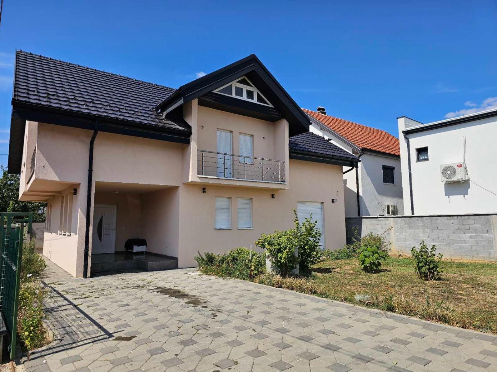 Entire home in Ferizaj, Kosovo, photo 49