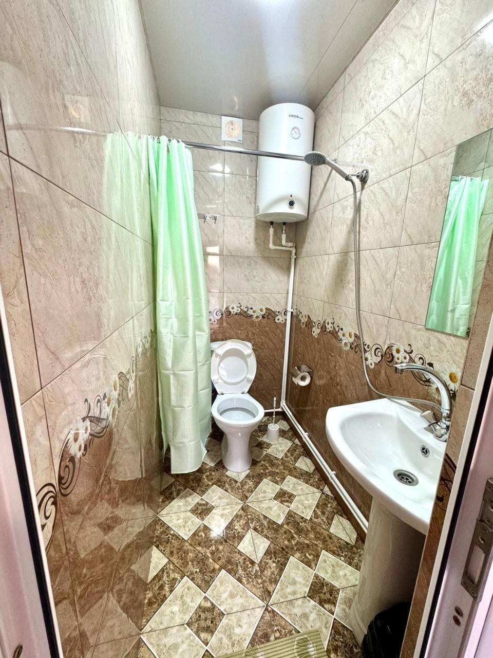 VaLiVa Sanahin Guest House