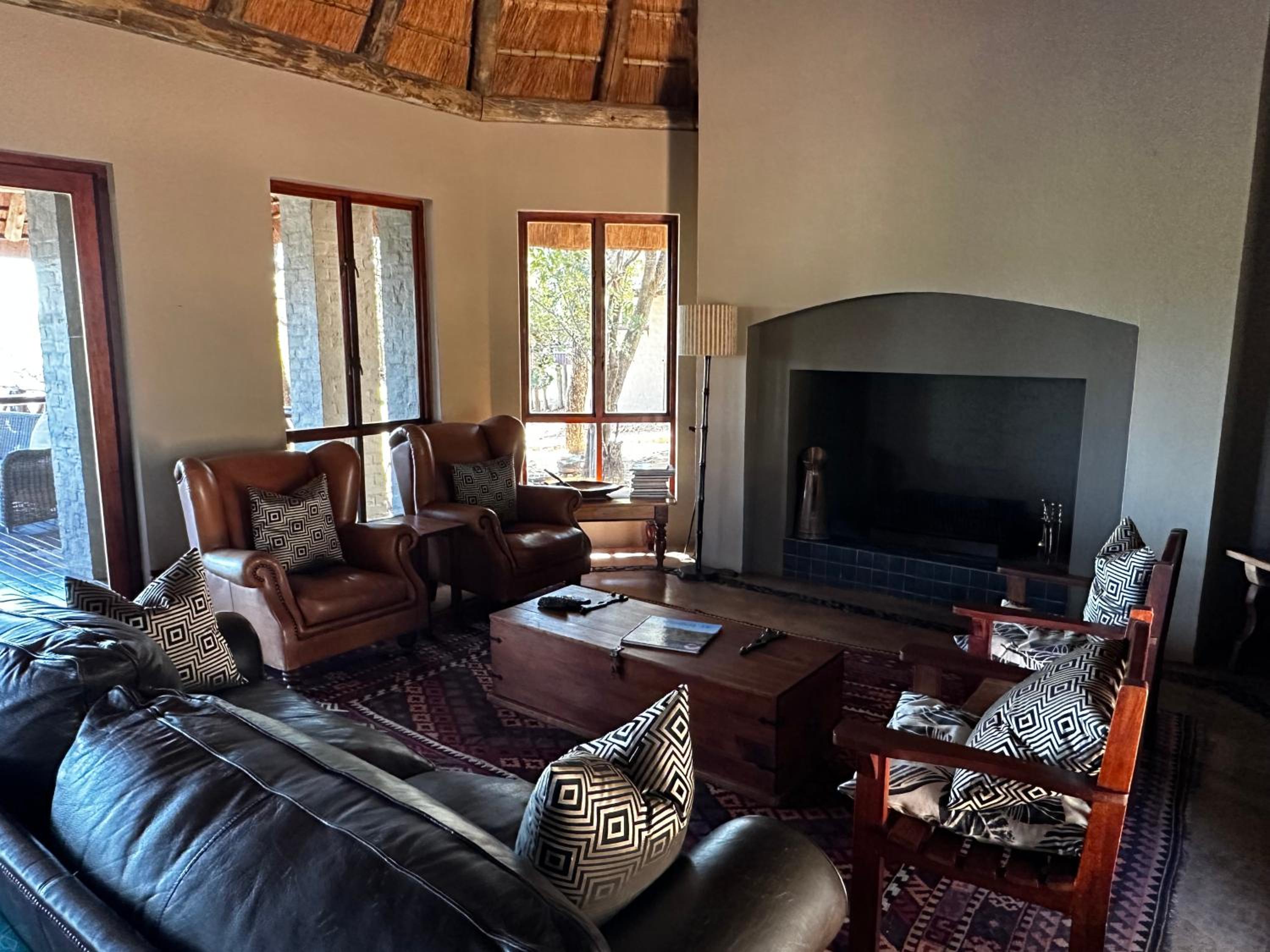 Mokaikai - Leopards Leap - Moi Exclusive Luxury Villa view 2