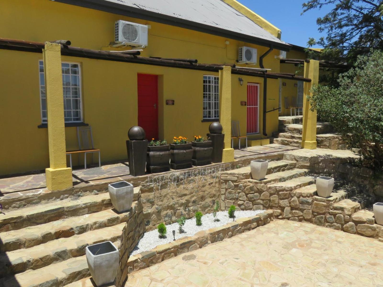Cobblestone Court