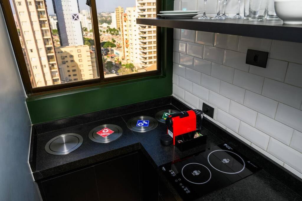 Luix Londrina Flat 707, QS 43 m2 completo, c garagem