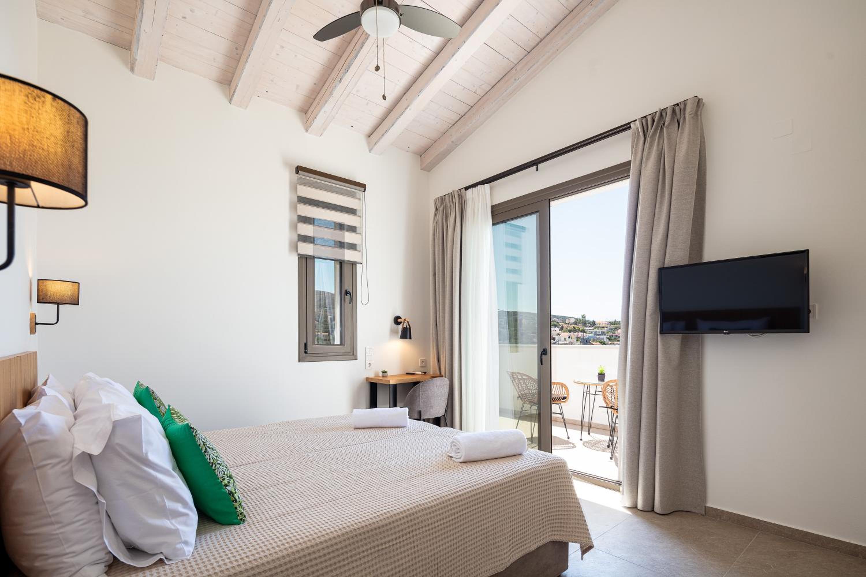 Villa Sun, Roussospiti view 5
