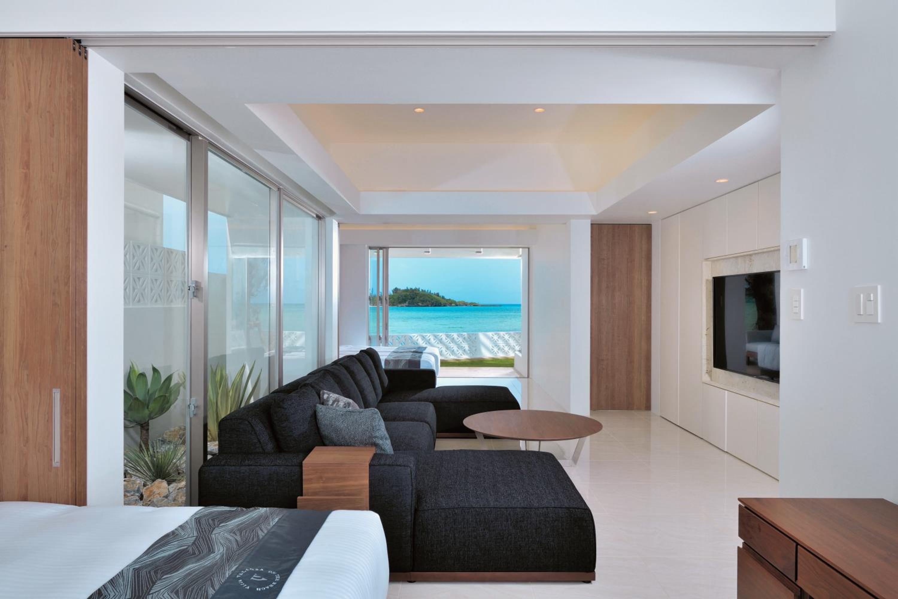 Villa VALIOSA ON THE BEACH - Image 2