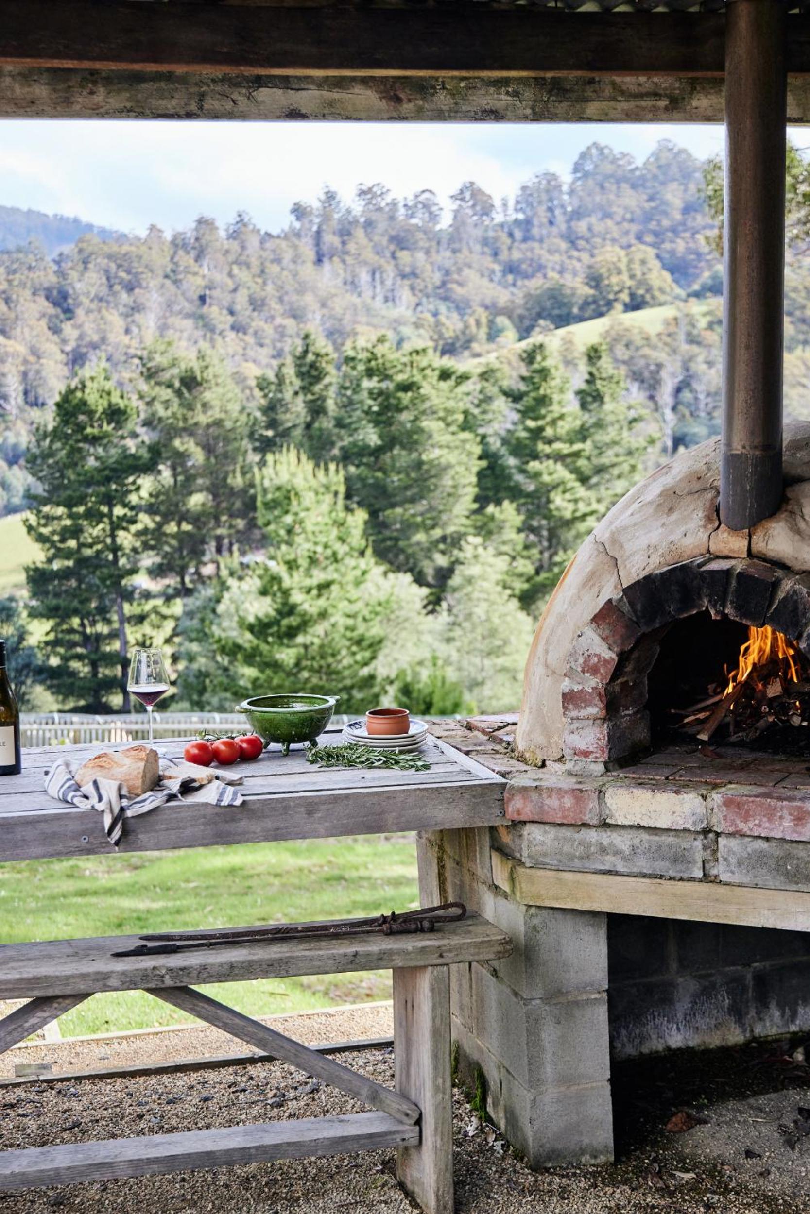 Little Oak - Place to Relax and Create Memories