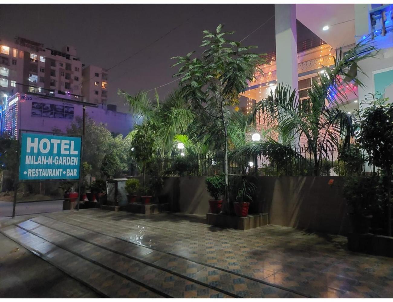 Hotel Milan-N-Garden Restaurant, Jaipur