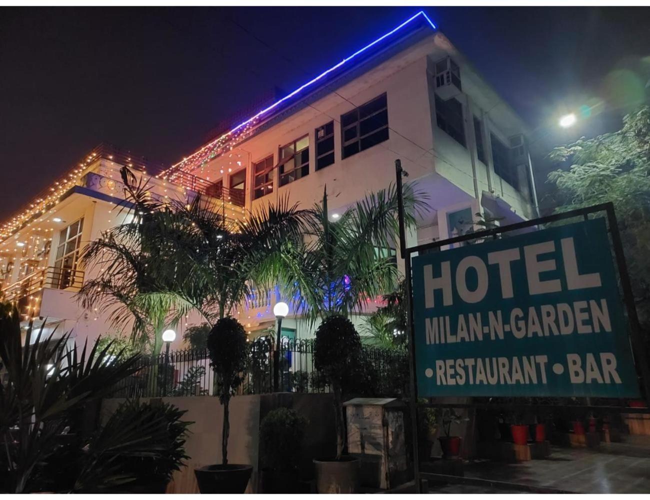 Hotel Milan-N-Garden Restaurant, Jaipur