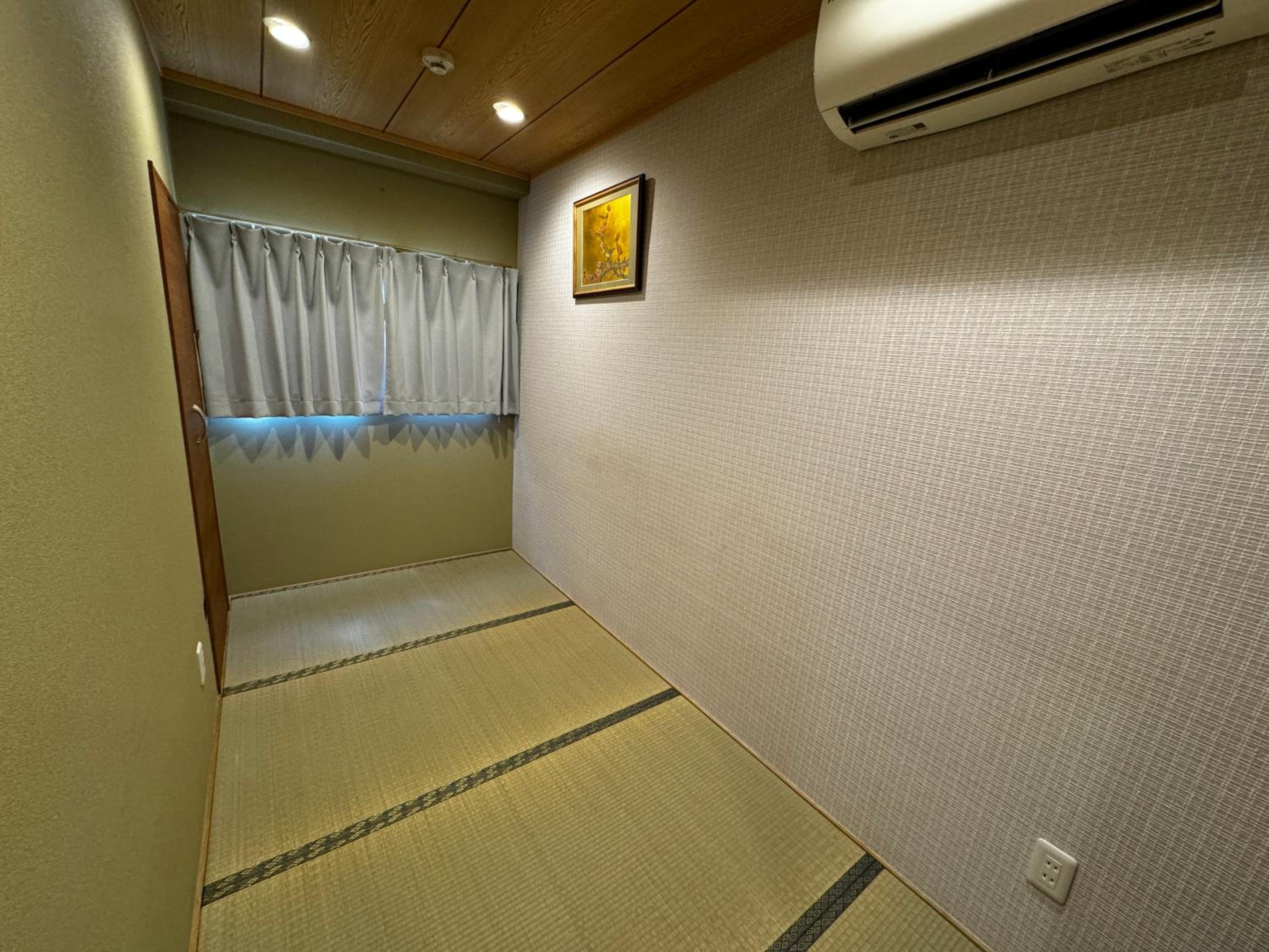 Within walking distance of Tsutenkaku Tower Direct train to Umeda Fully self-contained 2-unit private rental